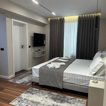 Reve Tirana