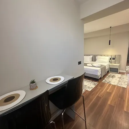 Renev Apartament Tirana